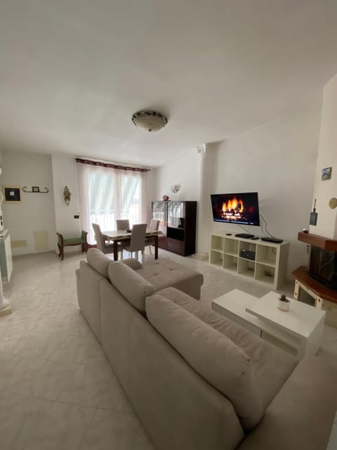 Appartamento Ischia Porto DM Apartment in Ischia