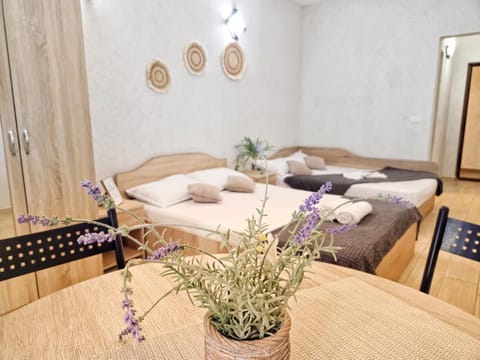 Bed, Seating area, Bedroom
