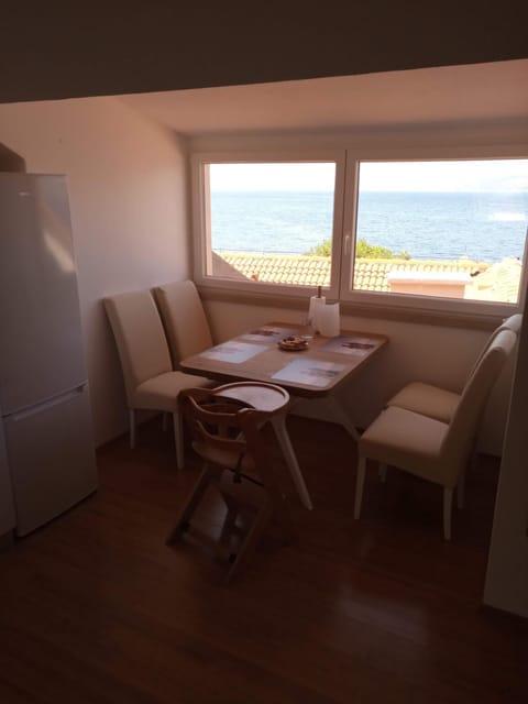 Living room, Dining area, Sea view