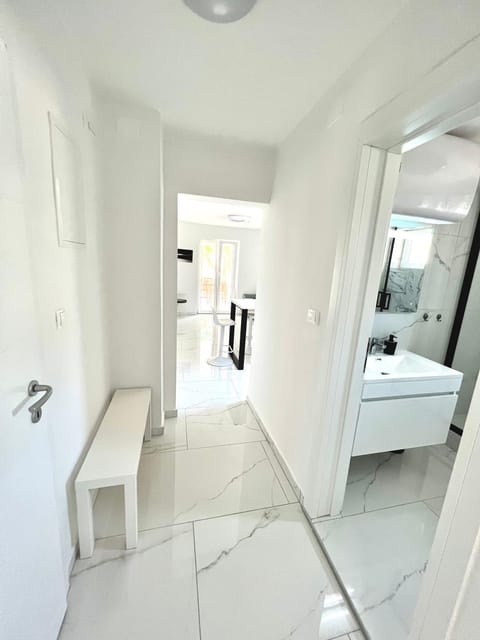 Brand New 2BD Apartment with Jacuzzi Apartment in Novalja