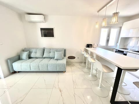 Brand New 2BD Apartment with Jacuzzi Apartment in Novalja