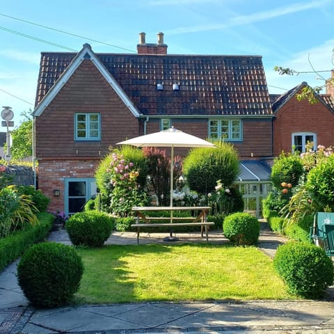 Parsnips House BnB Glastonbury Bed and Breakfast in Glastonbury