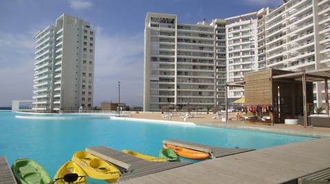 Windsurfing, Canoeing, Swimming pool