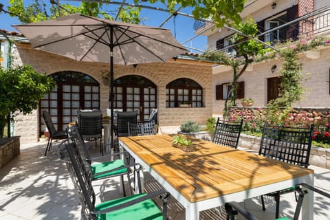 Apartments Paloc - Blue Apartment in Bol