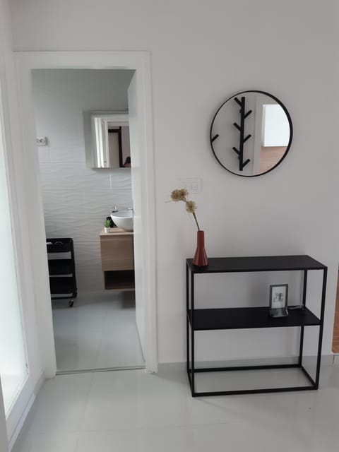 Bathroom, Seating area