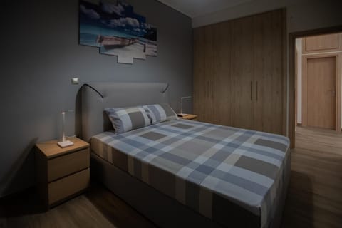 Max Blue apartment, a stay like no other Apartment in Pireas