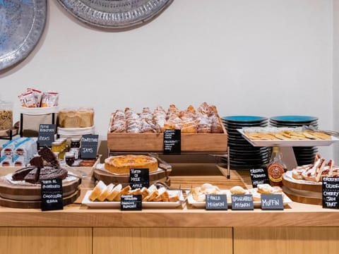 Breakfast, Continental breakfast