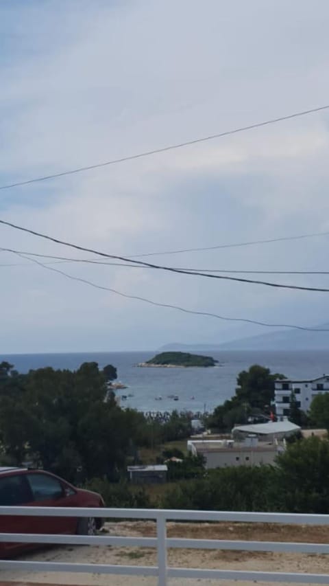 Vila Osmani 1 Apartment in Ksamil