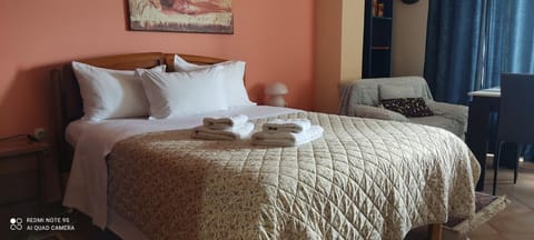 Sofia's pottery house House in Magnesia Prefecture, Greece