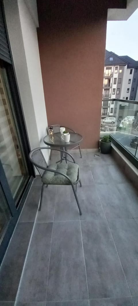 Balcony/Terrace, Balcony/Terrace