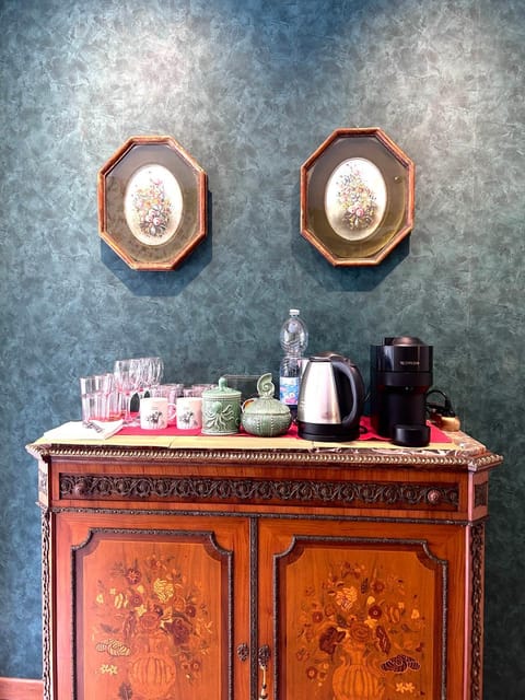 Coffee/tea facilities, Living room