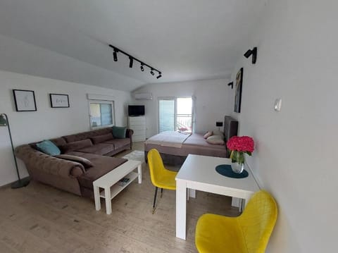 Darija Apartment in Kotor Municipality