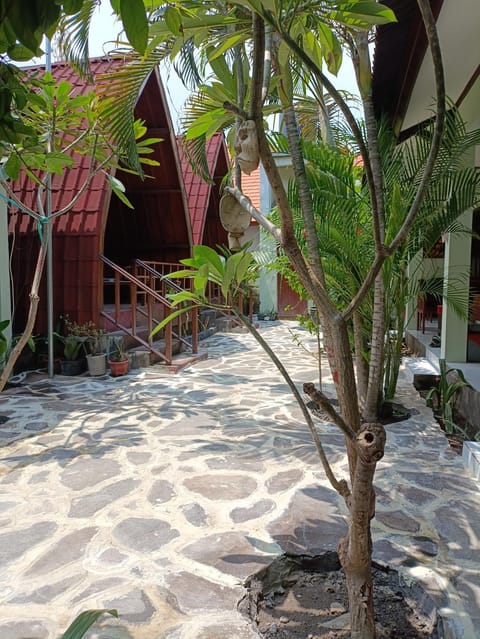 Property building, Garden view