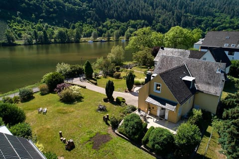 Property building, Bird's eye view, Garden view
