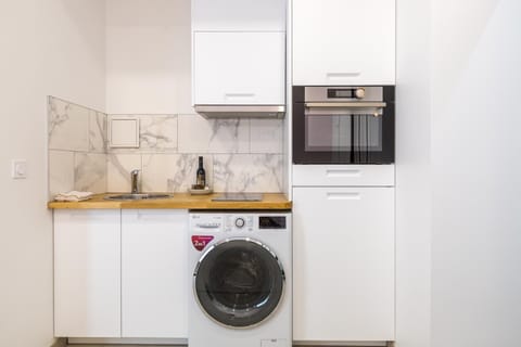 Tulipe : Studio proche RER B Cachan Apartment in Île-de-France