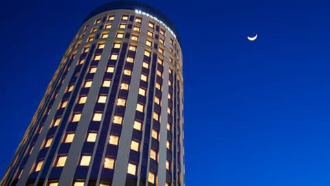 Property building, Night