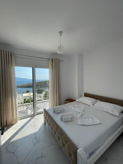 Bed, Photo of the whole room, Bedroom, Sea view