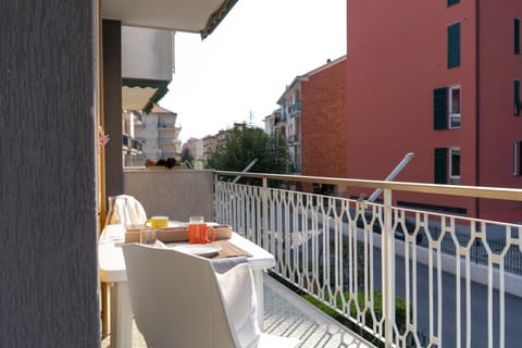 Balcony/Terrace, Breakfast