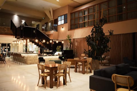 Lobby or reception, Lounge or bar