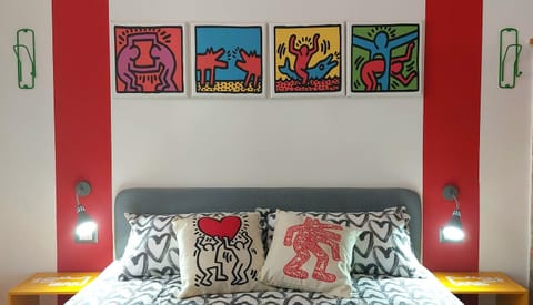 Bed, Decorative detail