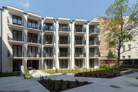 Property building, Area and facilities