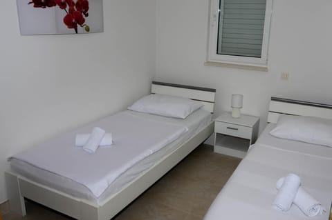 Villa Vinko Villa in Okrug Gornji