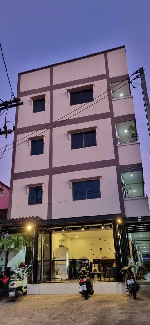 Property building, Parking