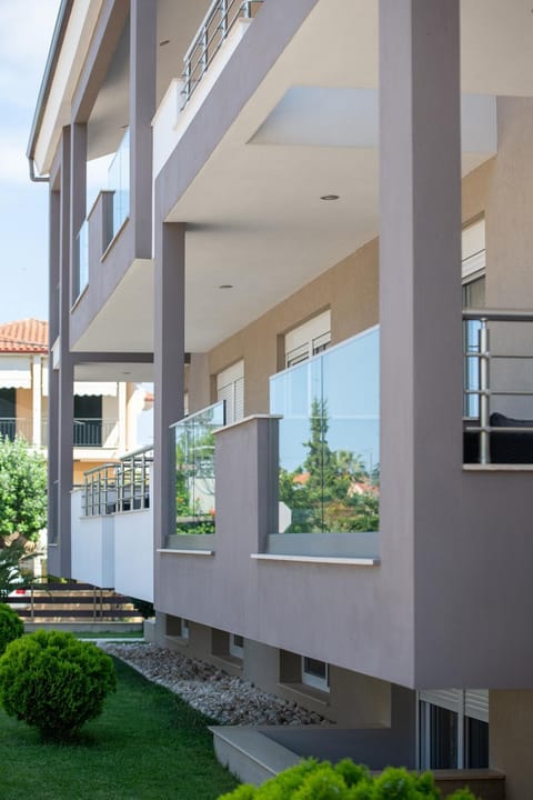 Balcony/Terrace, Garden view