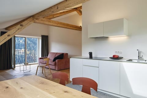 Living room, Dining area, kitchen