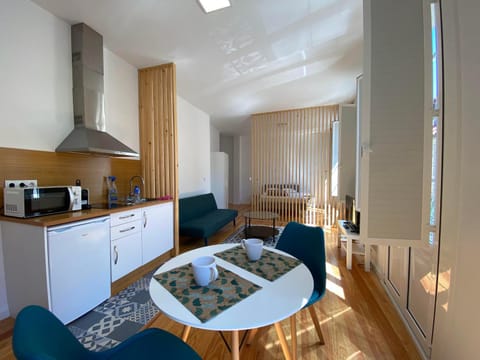 Kitchen or kitchenette, Photo of the whole room