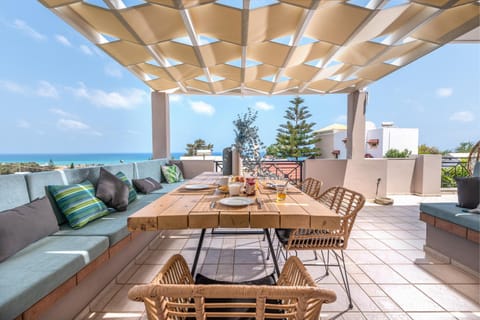 Patio, Balcony/Terrace