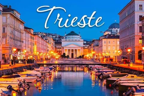 City view, Street view, Location