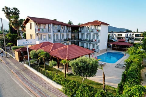 Property building, Day