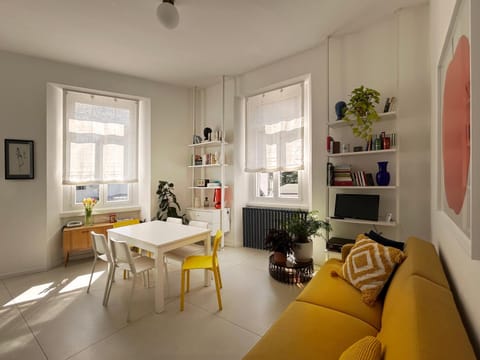 Living room, Communal kitchen
