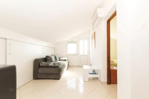 Apartman Maura Apartment in Zadar County