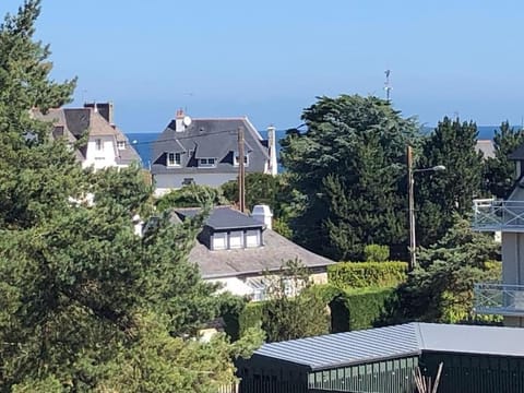 Sables d'Or, studio 31, équipé, à 300m de la plage Apartment in Brittany