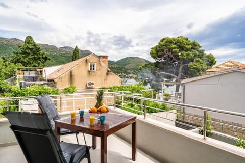 View (from property/room), Balcony/Terrace