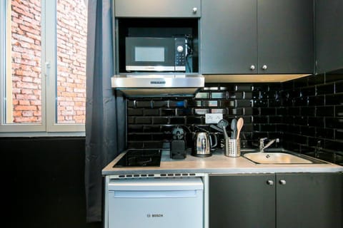 Coffee/tea facilities, Kitchen or kitchenette