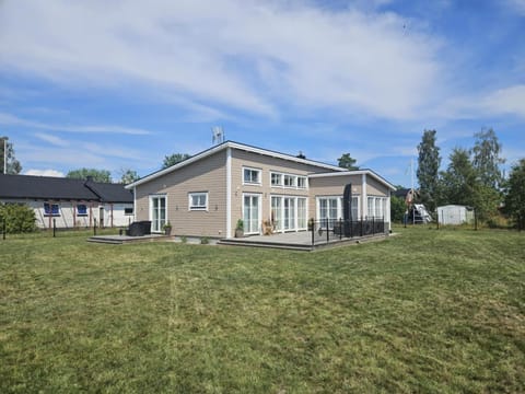 Property building, Garden view