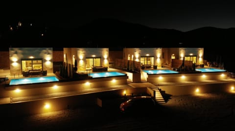 Property building, Patio, Pool view, Area and facilities, Swimming pool, hair dresser