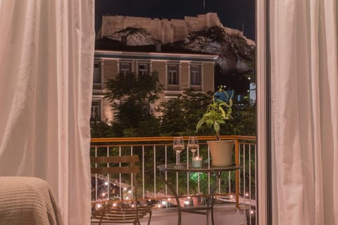 Nearby landmark, Balcony/Terrace