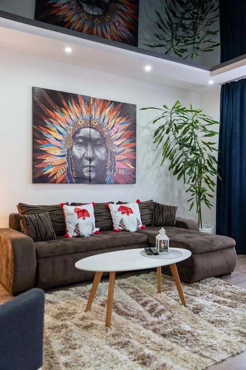 Living room, Decorative detail, Seating area