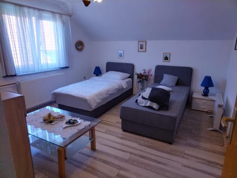Sobe za noćenje Gospić Bed and Breakfast in Lika-Senj County