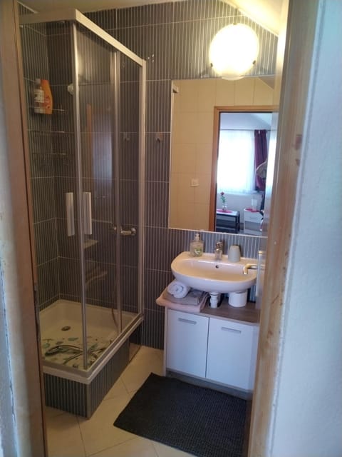 Sobe za noćenje Gospić Bed and Breakfast in Lika-Senj County