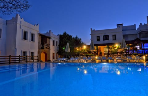 Garden, Pool view, Swimming pool