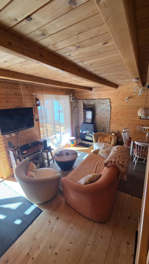 Planinska brvnara Chalet in Federation of Bosnia and Herzegovina