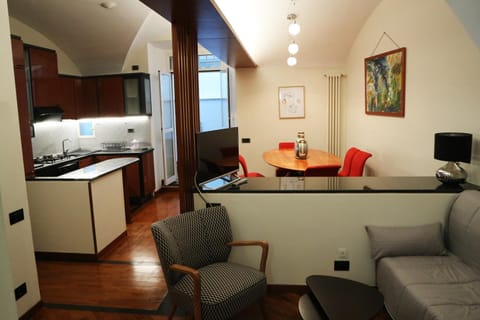 Kitchen or kitchenette, Living room, Dining area