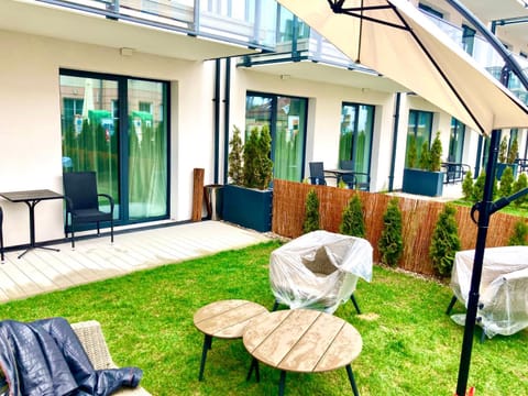 Patio, Garden, Balcony/Terrace, Balcony/Terrace, Seating area, Garden view