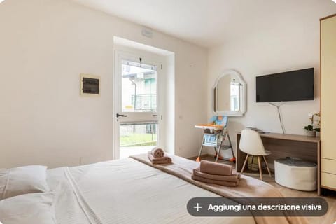 Vittoria room Bed and Breakfast in Bardolino