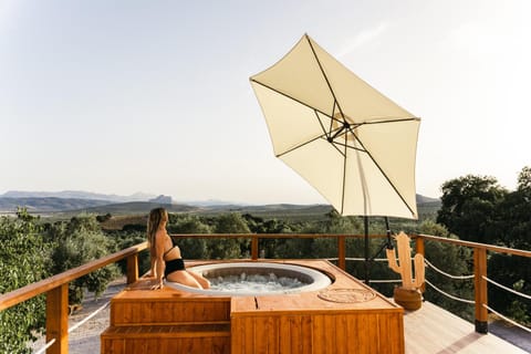 People, Balcony/Terrace, Mountain view